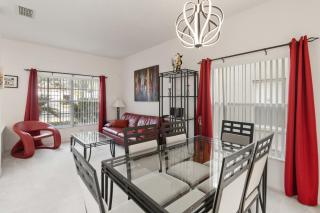 Pool home 4BR 2 Masters game room sleep 8 - Kissimmee - 1
