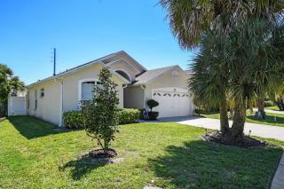 Wheelchair accessible Lakeview 4BR house with pool spa themed rooms game room - Kissimmee - 6
