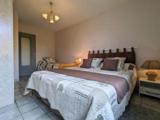 Appartement Spacieux avec Jardin Privatif, Proche du Puy-en-Velay et d'un Golf, WiFi Inclus - FR-1-582-286 - Saint-Pierre-Eynac - 6