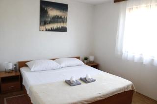 Family friendly apartments with a swimming pool Radasinovci, Biograd - 22312 - Drlićeve Kuće - 3