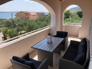 Apartments by the sea Tkon, Pasman - 23194 - Tkon - 1
