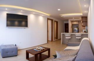 Suite De Lujo Dentro De Centro Comercial - Quito - 0