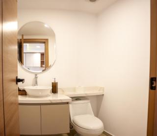 Suite De Lujo Dentro De Centro Comercial - Quito - 3