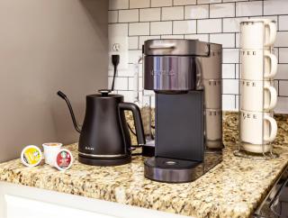 Metropolitan Splendor - 7