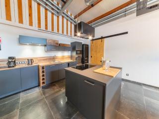 Farmstay with indoor swimming pool - Goesnes - 6
