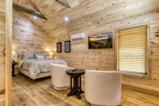Blue Moon, Pickleball Court, Creek, WIFI, Mountain Views, Starting at 69 - 9