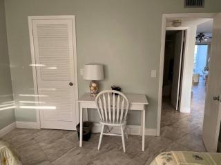Hutchinson Island Condo steps to the ocean, marina - 8