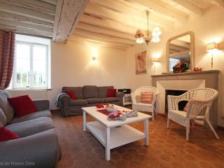 Gîte familial avec jardin, proche chemins de randonnée, idéal pour 12 pers. avec salle de réception - FR-1-497-118 - Coulonges-sur-Sarthe - 7
