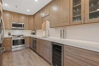 Platinum-Rated 2 Bedroom Ski In, Ski Out Condo In Bc Village - 4