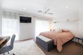 Narrawallee Beach House - 1