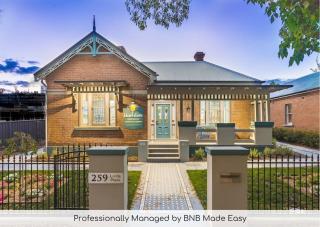 Blue Door Apartments - Stunning CBD Heritage Home - Orange - 0