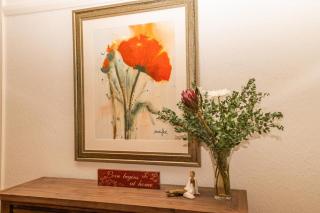 Hillside Cottage │ Comfy, Spacious, Walk to CBD & Stannies - 2