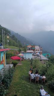 Sojhaholidayinn - 7