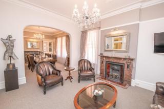 LANSDOWNE House - Orange - 7