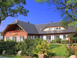 Margarete Comfortable holiday residence - Middelhagen - 0