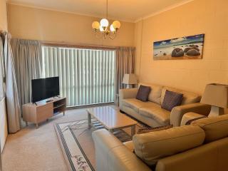 Unit 5 Kimberley Lodge - 2