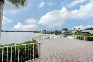 Crown Pointe - Piccadilly Circus - Garden View - Naples - 3