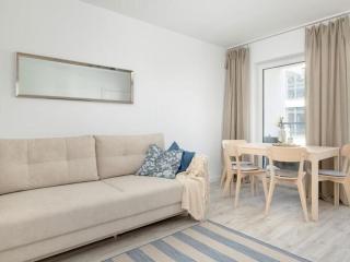 Apartment with balcony, close to the beach, pool - 7