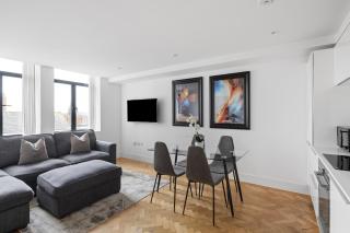 Chelmsford City Centre 1 Bed Apartment - Chelmsford - 0