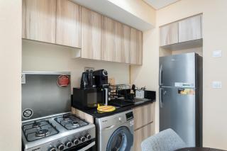 Cozy 1 BR in Golf Vita at Damac Hills by PK Holidays - 4