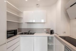 Milan Royal Suites - Duomo Santo Stefano - Milan - 6