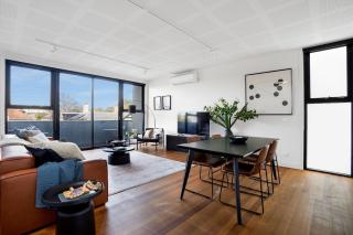 Contemporary 2BR Up & Down Townhouse in Brunswick - Melbourne - 6