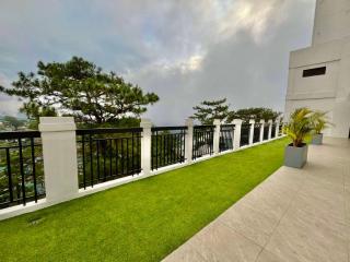 The Plaza Garden Hotel and Residences - 4