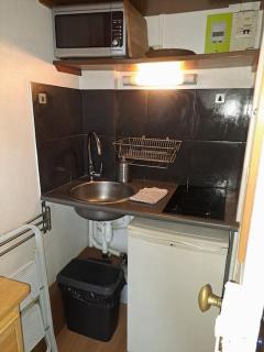 Studette Place Jamot - 9