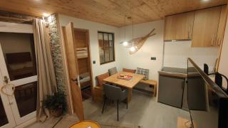 La cabane du petit loup, 4 personnes, skis aux pieds - 2