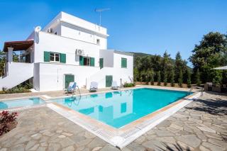 Secret Garden Villa-3BD, Pool & BBQ in Chalikounas - Halikounas - 0