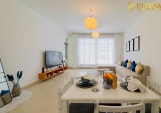 Walk to Dubai Mall Alluring 1BR in Burj Views - Dubai - 8