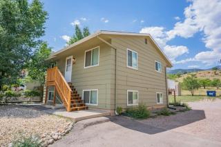 Romantic Getaway Base of Mountains Parks & Trails - Colorado Springs - 6