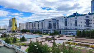 9 спальных мест в центре 3х комн кв с 4мя кроватями и 2мя санузлами с шикарным видом на Байтерек - Astana - 9
