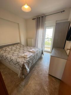 Kot Apartment - Néoi Epivátai - 0
