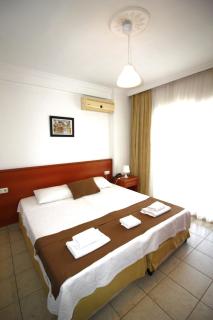 Bonapart Hotel - Çeşme - 1