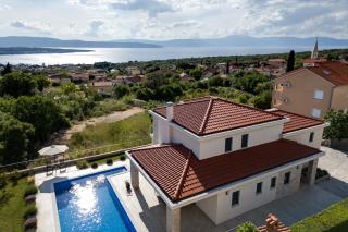 Luxury villa with a pool, panoramic sea view, beach - by Traveler tourist agency Krk ID 2406 - 0