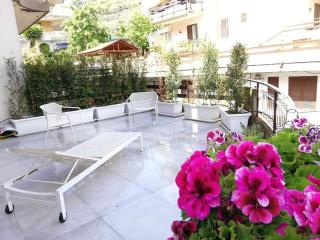 Lalli's Flat - 9
