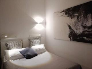 Lalli's Flat - 3