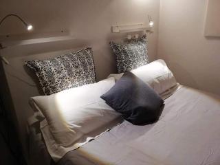 Lalli's Flat - 2