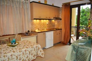 Holiday House Litsa with parking and gardens 50m from Agios Gordios Beach - Agios Gordios - 3
