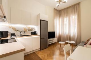 Modern Apt Next to Metro Panepistimio - Atene - 4