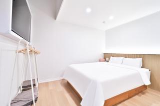 Busan Gwangan Holic Story Hotel - Busan - 0