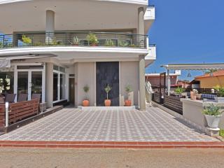 Elea Studios by Booking Kottas - 9