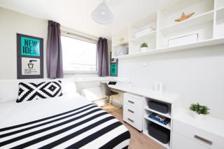 Student Only, Ensuite Room in a Apartment at London - London - 8
