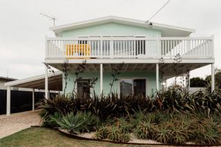 Sunny Beach Box - - 9