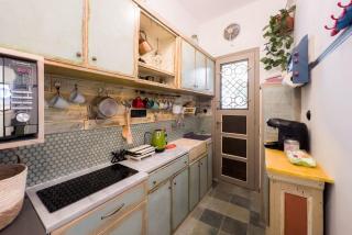 Vintage Apt next to Acropolis - Atene - 9