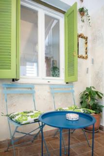 Vintage Apt next to Acropolis - Atene - 8