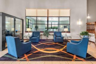Clarion Inn & Suites Northwest - Indianapolis - 6