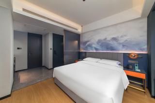 R ROYALSS HOTE Qujiang Dayan Pagoda - 5