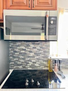 Modern Private Unit With Serene Backyard - San José - 8